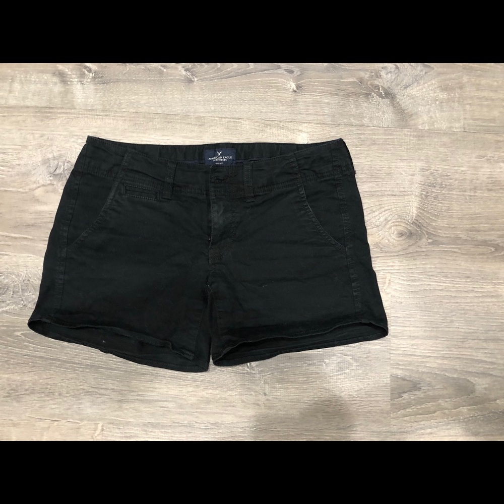 🧡3 for $15🧡 AE black mid rise jean shorts